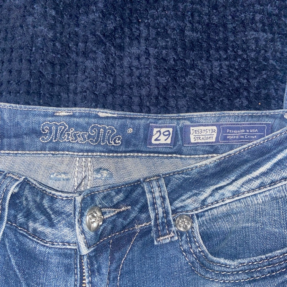 Jeans - Picture 8 of 9